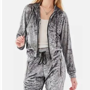 Emma & Sam Velvet Hoodie size Medium